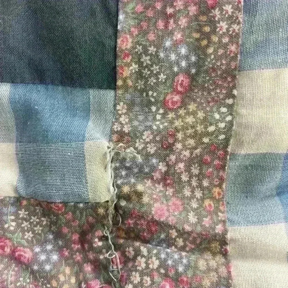 Baby Quilt Blanket Blue Bunnies Patchwork Handmade Size 35.5x43in Boy Or Girl - Picture 4 of 7